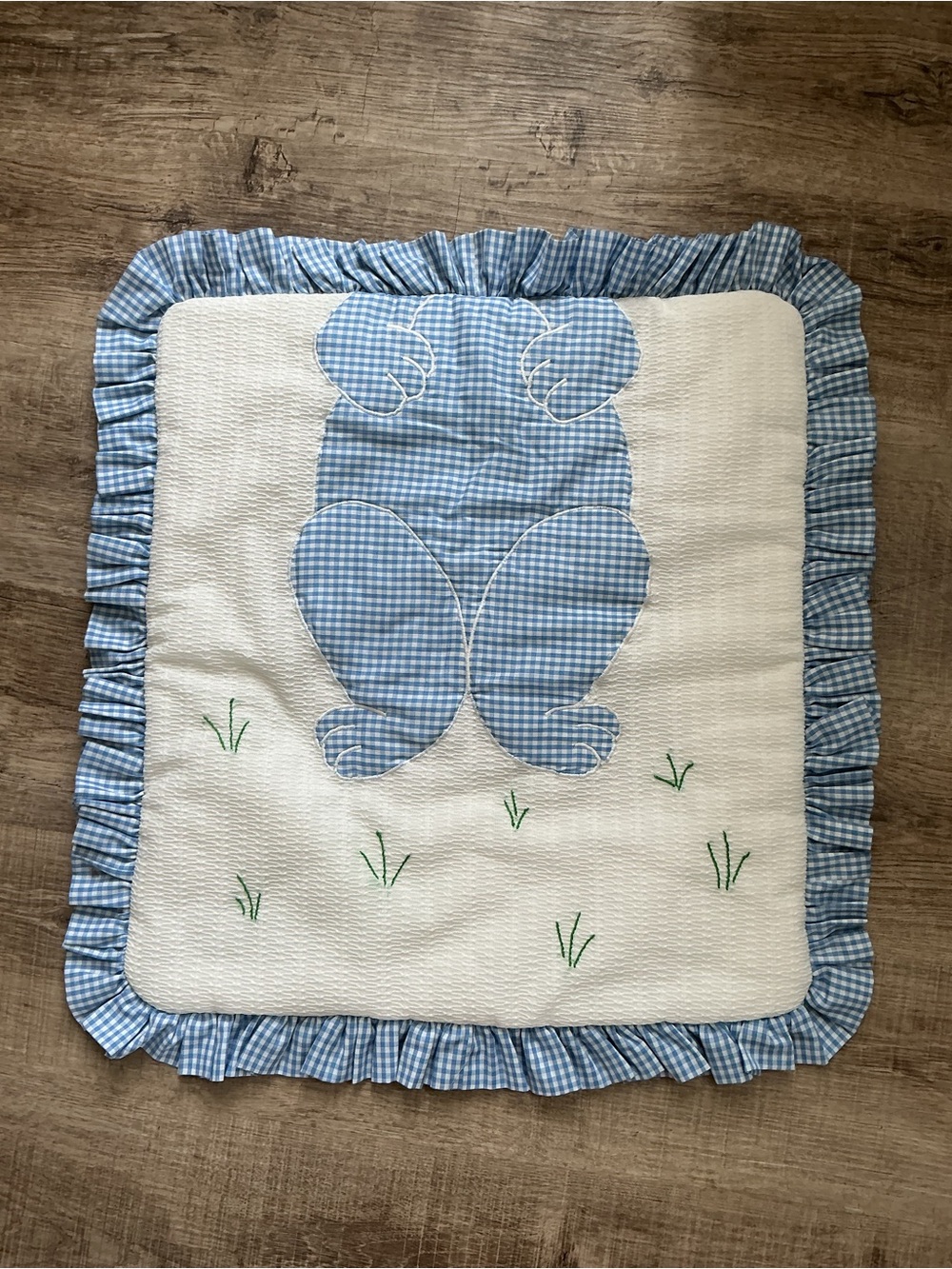 Blue Gingham Bunny Appliqué Baby Quilt adorable handmade 22x24